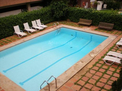 PISCINA COMUNITARIA